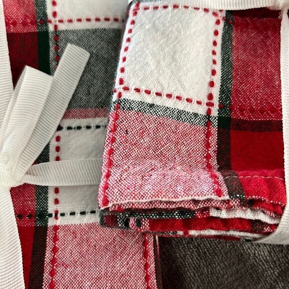 Set of 5 Bold & Vibrant White Green Red Plaid Cotton Cloth Christmas Napkins - Picture 3 of 16